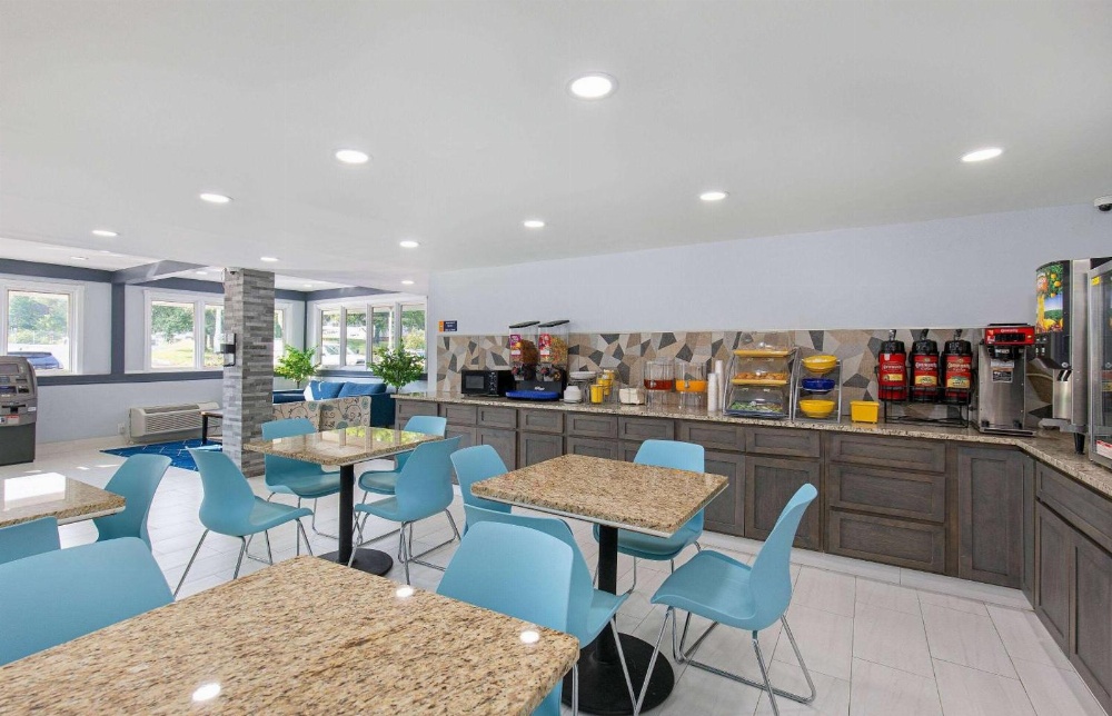 Days Inn by Wyndham Knoxville North